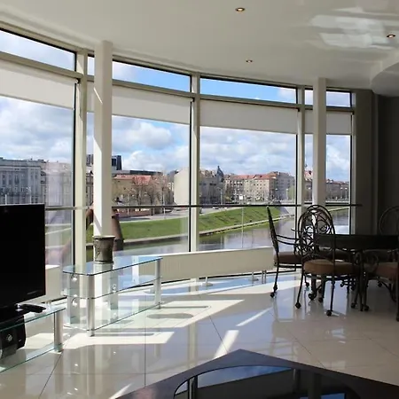 Beautiful Apartment With Panoramic River View Apartment